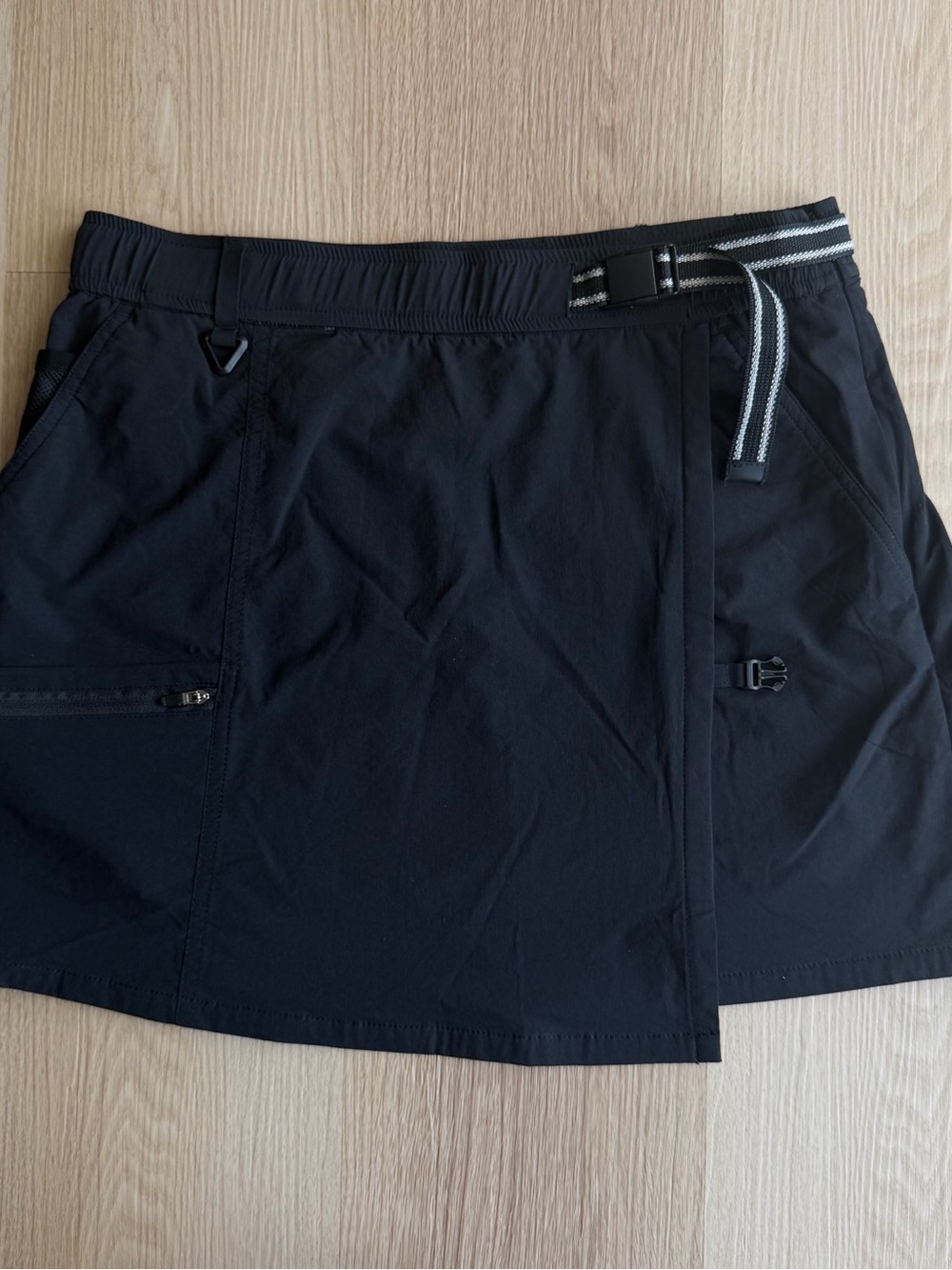 Gonggar Women's Outdoor Water-repellent Soft Shell Loose Short Skirt Size L